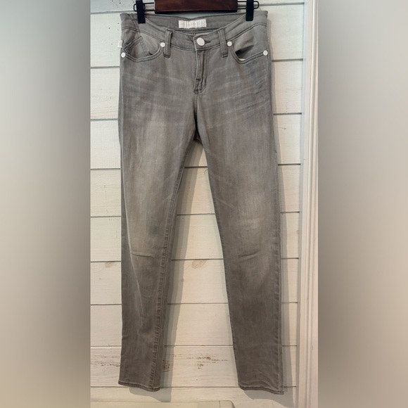 ROCK & REPUBLIC Womens 4
Berlin Slimming Grey Mid Rise
Skinny Stretch Jean - Picture 1 of 11